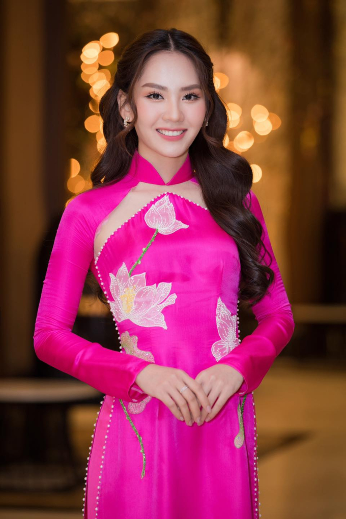 Hoa hậu Mai Phương từng bị bạo lực học đường, ám ảnh đến mức không dám chụp ảnh thời đi học