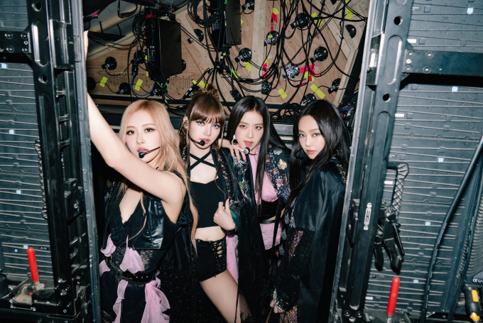 Bé Duy TikTok “quay xe” trước thềm concert BlackPink, vé Born Pink bị seller nâng lên hơn 36 triệu đồng?