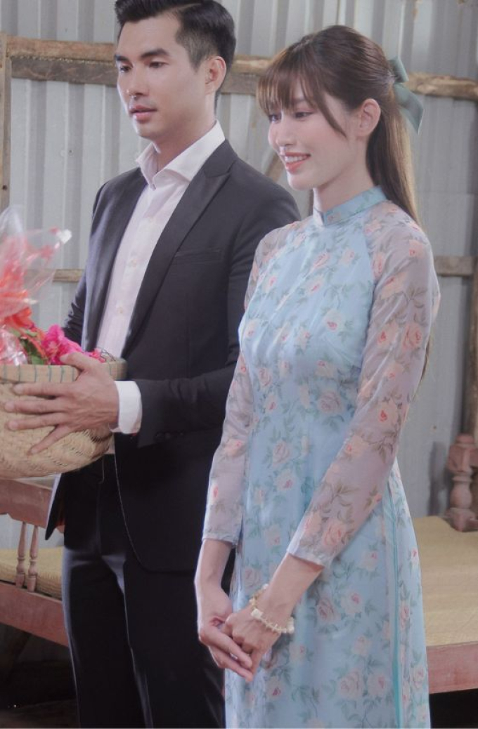 Á hậu Chế Nguyễn Quỳnh Châu bất ngờ lên xe hoa trong Mặt trời mùa đông: Đám cưới giản dị lạ thường!