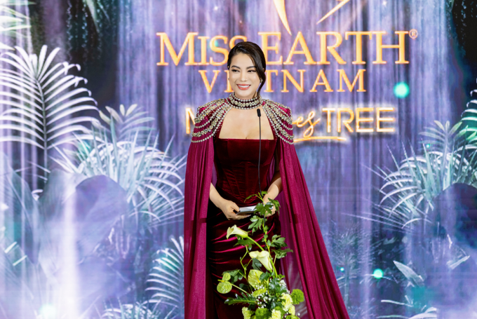 Trương Ngọc Ánh hé lộ lý do không mời Phương Khánh làm mentor, trăn trở vì tên Việt hóa của Miss Earth Vietnam