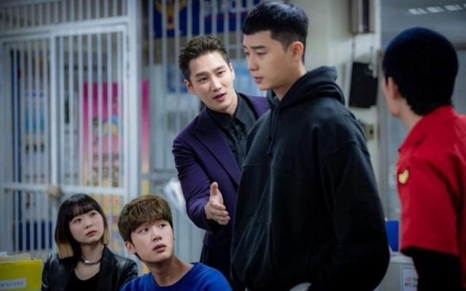 Bạn trai của Jisoo - Ahn Bo Huyn: Thân hình vạn người mê, đóng toàn phim rating khủng