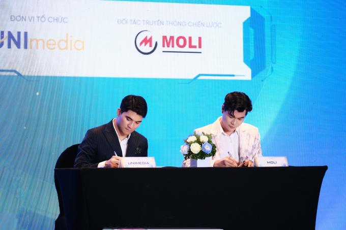 Host Talkshow Moli Queen - Ngọc Tâm đại diện Moli ký kết trở thành đối tác chiến lược với UniMedia