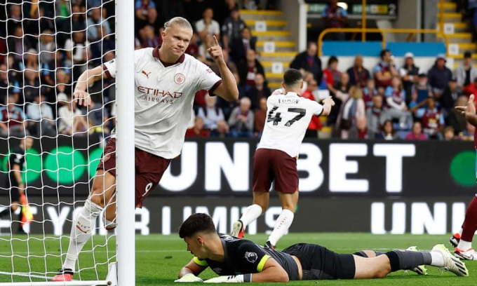 Haaland lập cú đúp, Man City đại thắng Burnley ở trận khai mạc Ngoại hạng Anh