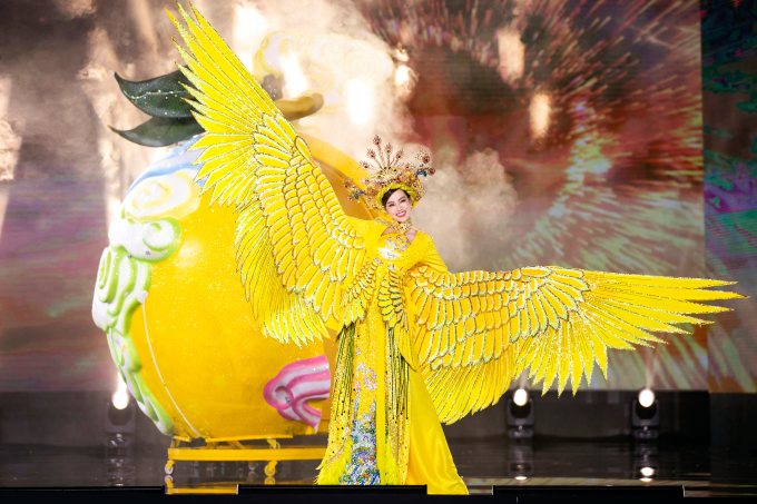 Đêm National Costume - Miss Grand Vietnam: Lê Hoàng Phương - Thùy Vi gây bão khi cùng hóa nàng Tấm