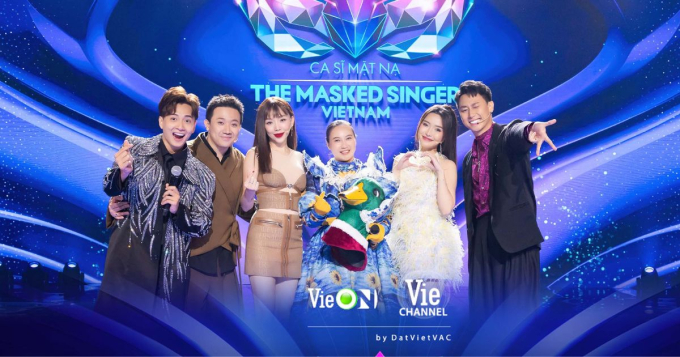 Tập 3 The Masked Singer Vietnam: Madame Vịt - Khánh Linh khiến dàn cố vấn tiếc nuối, Chuột Cherry đi tiếp vòng 2