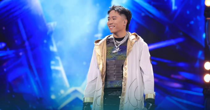 Chung kết 1 Rap Việt mùa 3: Khán giả bất ngờ trước sự biến hoá của xà nữ Pháp Kiều, Tez đưa chuyện tình đổ vỡ lên sân khấu