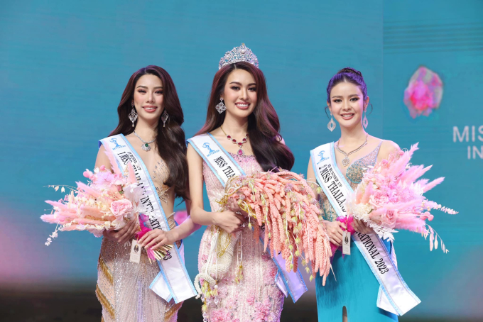 Mê mẩn nhan sắc ngọt ngào của Hoa hậu Quốc tế Thái Lan: Lại thêm đối thủ nặng ký khiến Phương Nhi bận tâm!