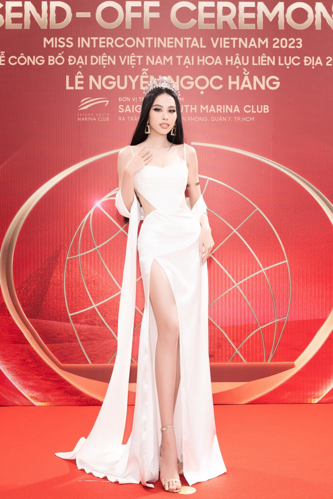 Ngọc Hằng thi Miss Intercontinental sau Bảo Ngọc: Trách nhiệm của tôi là mang hình ảnh đẹp của Việt Nam ra thế giới