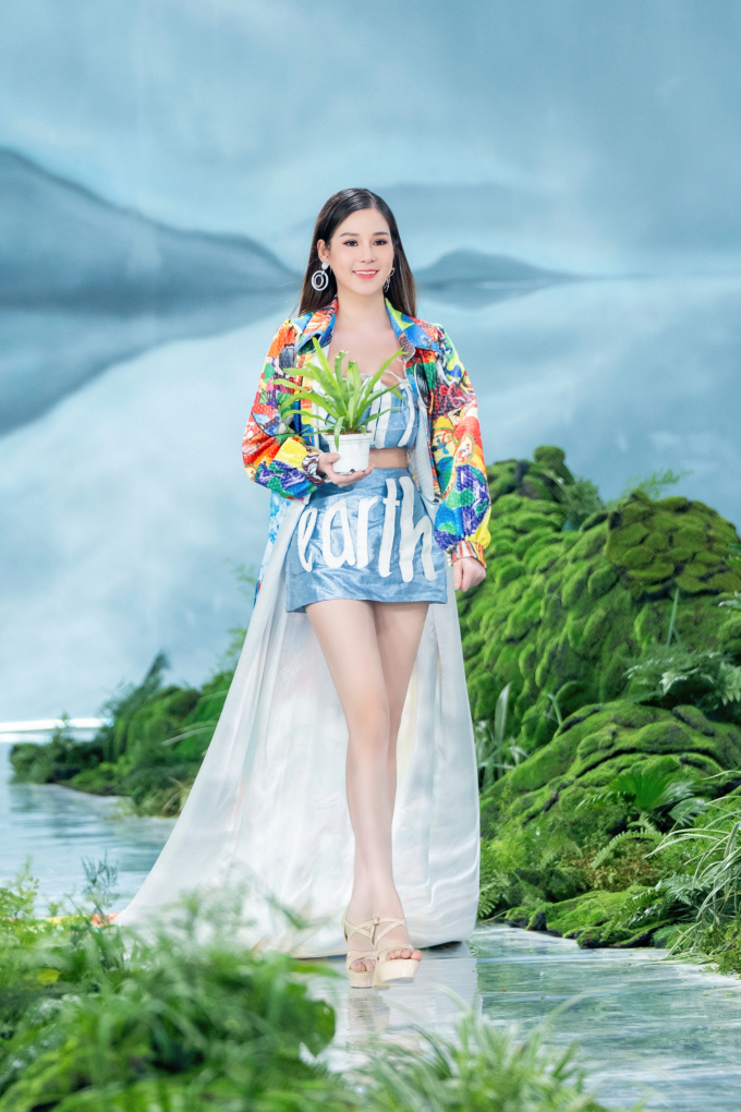 Độc đáo thời trang tái chế của các thí sinh Miss Earth Vietnam 2023: Ấn tượng và đầy ý nghĩa!