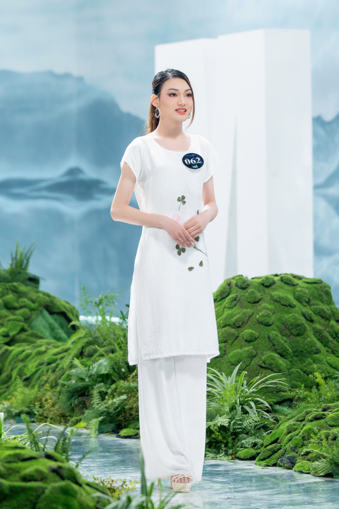 Độc đáo thời trang tái chế của các thí sinh Miss Earth Vietnam 2023: Ấn tượng và đầy ý nghĩa!