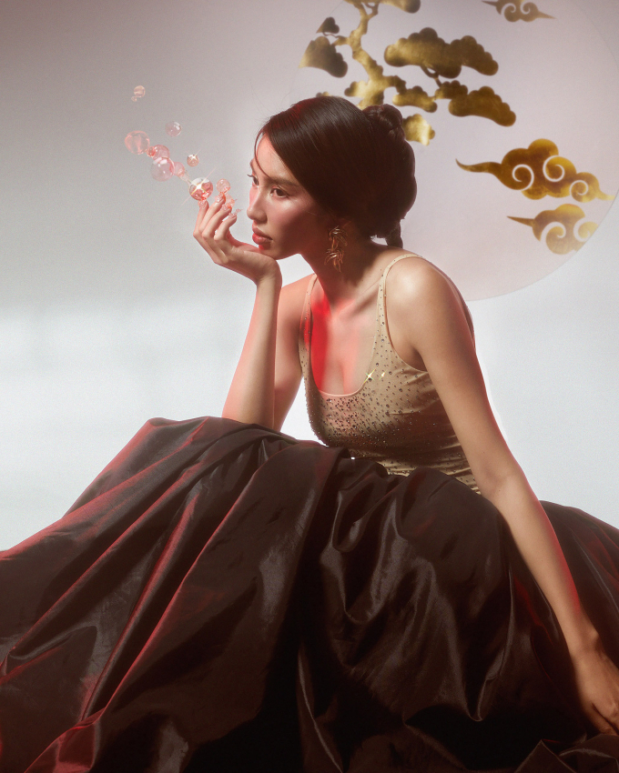 Hoa hậu Thùy Tiên tung bộ ảnh high-fashion đón Trung thu, ghi điểm mạnh khi tôn vinh văn hóa Việt