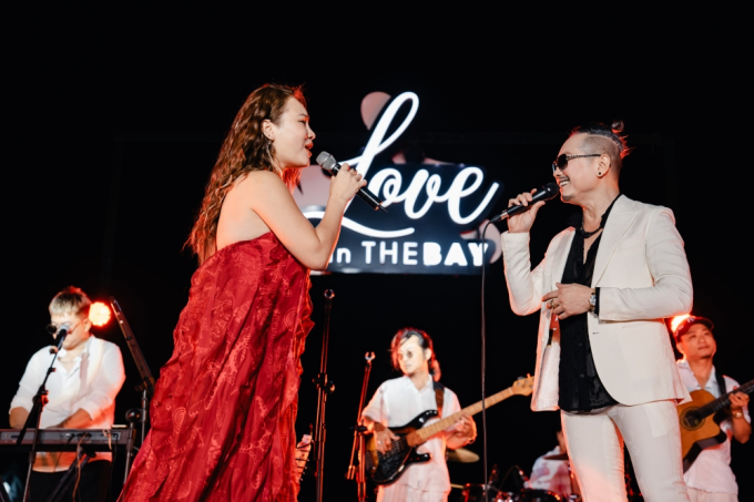 Ngược dòng thời gian về thập niên 90 cùng Jimmii Nguyễn trong minishow “Love in the Bay”
