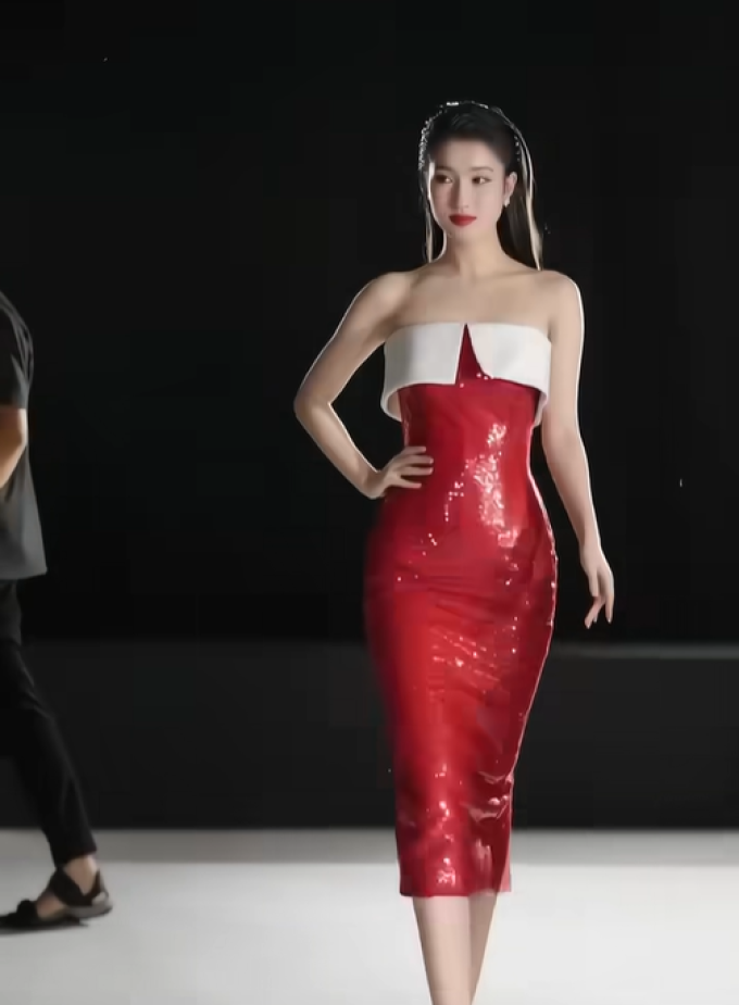 Phương Nhi khoe loạt áo váy ngọt ngào nhưng chẳng một màu mang đến Miss International 2023