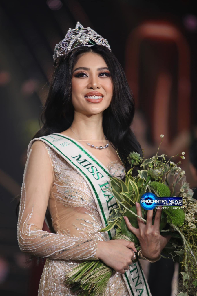 Đỗ Thị Lan Anh đăng quang Miss Earth Vietnam, nối gót Thạch Thu Thảo tham dự Hoa hậu Trái Đất 2023
