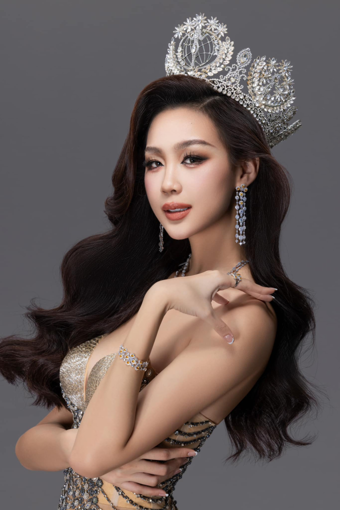 Hoa hậu Bảo Ngọc tung bộ ảnh kỷ niệm 1 năm đăng quang: Tự hào Miss Intercontinental đầu tiên của Việt Nam