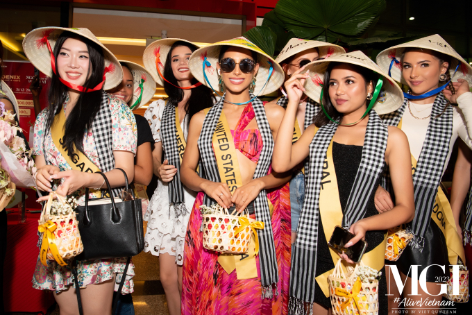 Dàn người đẹp Miss Grand International 2023 đến TPHCM, Hoàng Phương được fan cổ vũ nồng nhiệt