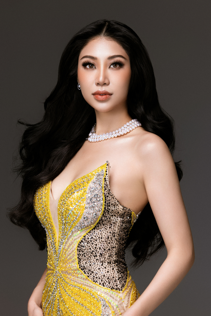 Dàn thí sinh Miss Earth 2023 khoe sắc với trang phục dạ hội, Lan Anh lộng lẫy chuẩn beauty queen