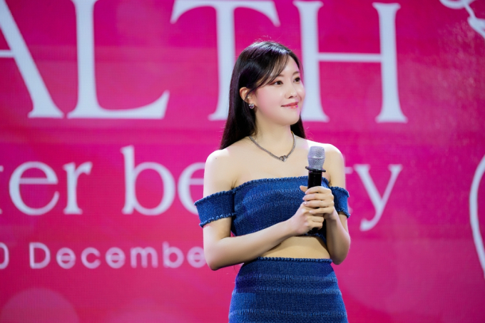 Hyomin (T-ara) xuất hiện lôi cuốn tại sự kiện ở Hà Nội, nói tiếng Việt khiến fans thích thú