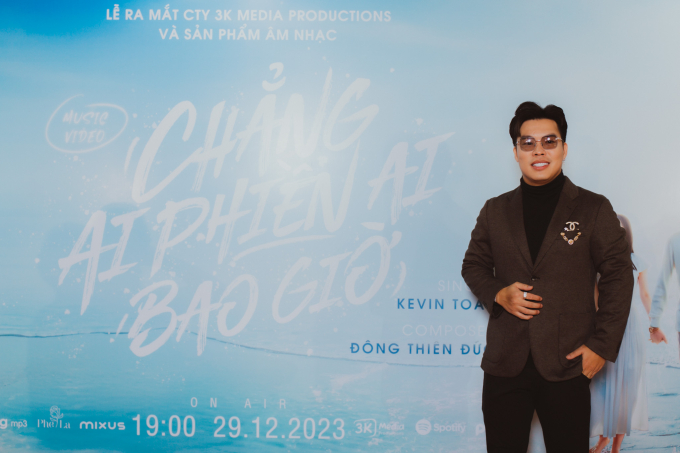 Kevin Toàn kết hợp nhạc sĩ Đông Thiên Đức, tâm huyết với ca khúc debut - Chẳng ai phiền ai bao giờ