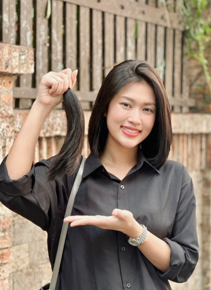 Hoa hậu Thiên Ân hiến tóc cho phụ nữ nhân dịp 8/3 sau hành trình chiến đấu cùng bệnh nhân ung thư
