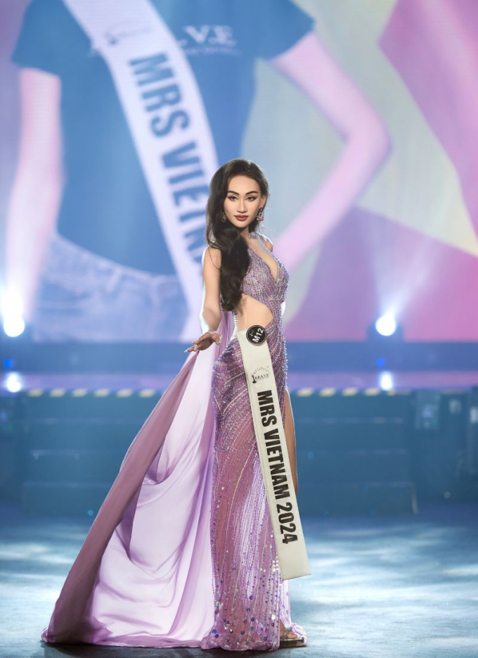 Trần Huyền Trang thắng 2 giải phụ, nhận danh hiệu Hoa hậu Đại sứ tại Mrs International Global 2024