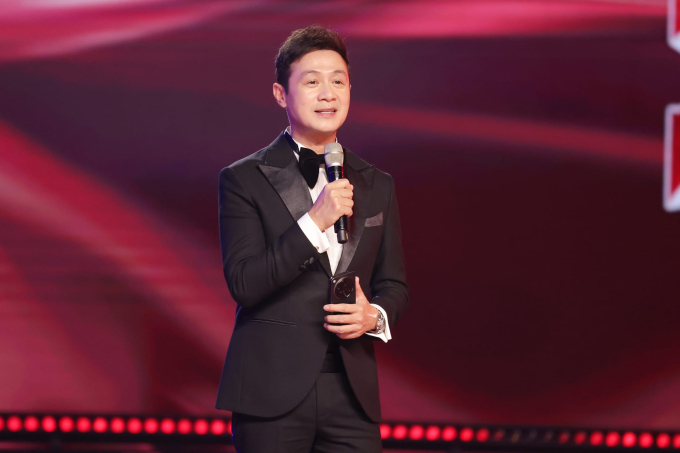 SlimV làm giám đốc âm nhạc, MC Anh Tuấn cùng Khánh Vy cầm trịch show Anh trai vượt ngàn chông gai