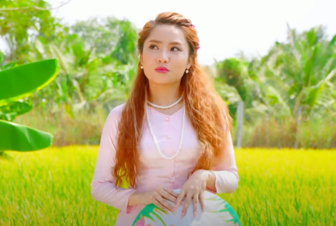 Châu Ngọc Tiên tự sáng tác cải lương cho ca khúc mới, kết hợp Khương Dừa tạo hot trend Gió đưa gió đẩy