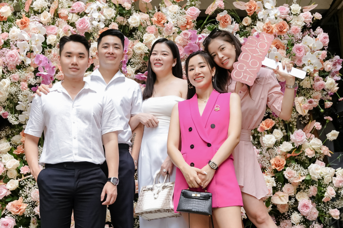 Sau thành công của Chị chị em em 2, đạo diễn Vũ Ngọc Đang bắt tay vào dự án mới Cô dâu hào môn