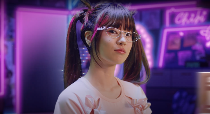 Hoàng Yến Chibi gây tò mò vì gương mặt bí ẩn, đầy nguy hiểm trong teaser MV Sốc nhiệt