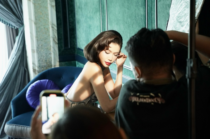 Thầy trò Minh Tú - Thùy Tiên hội cùng loạt mỹ nhân trở thành nàng thơ cho Fashion Show của Đỗ Long