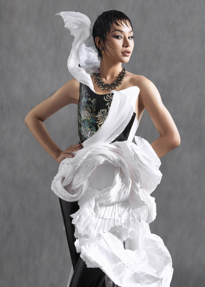 Lê Thu Trang dự định mang trang phục tôn vinh khảm xà cừ đến LHP Cannes, tiếc nuối vì trượt visa