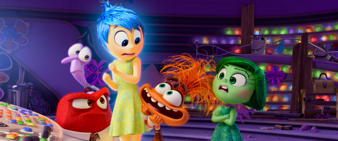 Inside Out 2 cùng vô số ẩn ý được cài cắm trong từng khung hình để fans có thể tha hồ mà soi