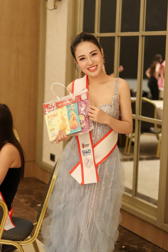 Á hậu Đỗ Hà Trang nhanh chóng hòa nhập, gây ấn tượng với món quà ý nghĩa tại The Miss Globe 2024