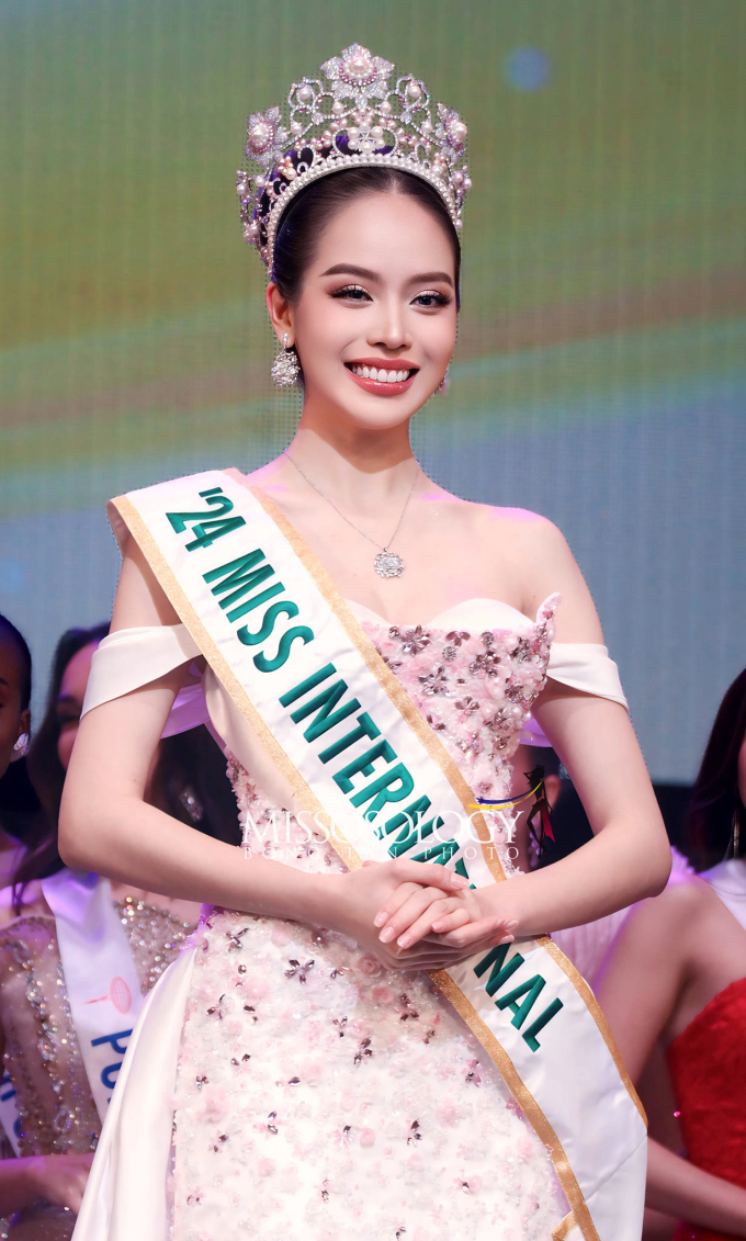 Hoa hậu Việt Nam 2022 - Thanh Thủy đăng quang Miss International - Hoa hậu Quốc tế 2024