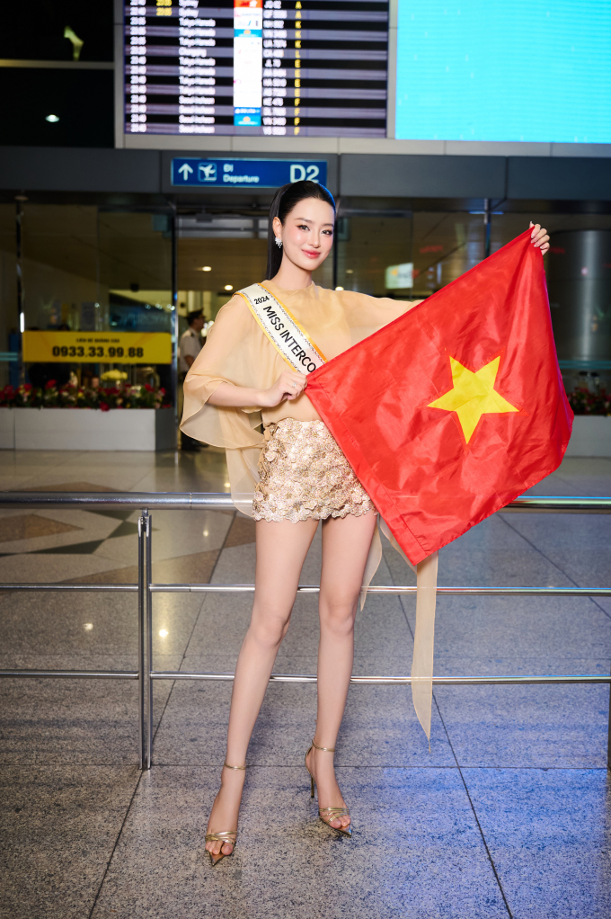 Á hậu Bùi Khánh Linh chính thức lên đường sang Ai Cập tham dự Miss Intercontinental 2024