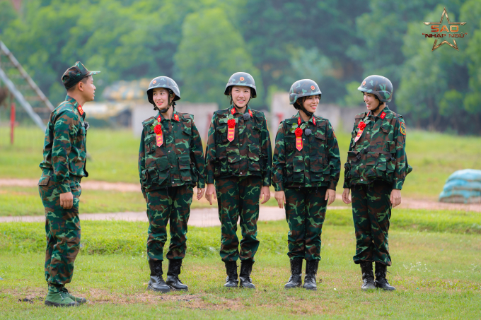 Sao nhập ngũ 2024 tập cuối: Thùy Tiên ngã quỵ, Phương Anh Đào nghẹn ngào khi tâm sự với mẹ