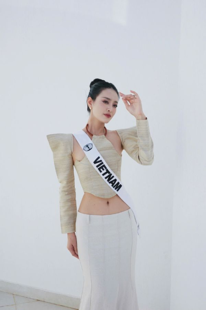 Bùi Khánh Linh: “Mẹ chính là nguồn động lực để tôi tỏa sáng tại Miss Intercontinental 2024”