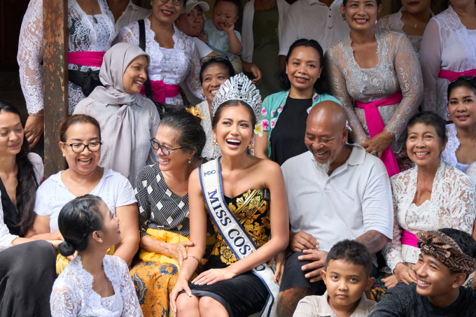 Miss Cosmo hợp tác với tổ chức Smile Train: Hoa hậu Tata Juliastrid lan tỏa yêu thương đến các em nhỏ tại Indonesia