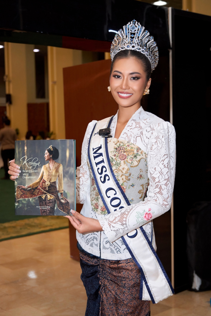 Miss Cosmo hợp tác với tổ chức Smile Train: Hoa hậu Tata Juliastrid lan tỏa yêu thương đến các em nhỏ tại Indonesia