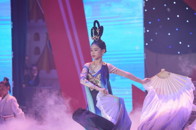 Đêm chung kết MC nhí toàn quốc 2024: 21 thí sinh tranh tài, văn hoá nhiều quốc gia được tái hiện