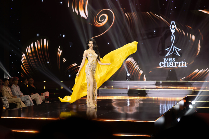 Bán kết Miss Charm 2024: Quỳnh Nga tỏa sáng khi diễn váy dạ hội, chiếm spotlight nhờ trang phục dân tộc