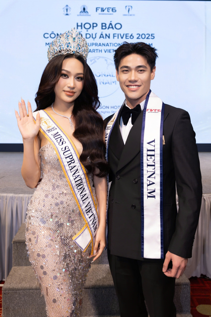 Đại diện Việt Nam tại Hoa hậu - Nam vương Siêu quốc gia được chủ tịch Miss Supranational đánh giá cao