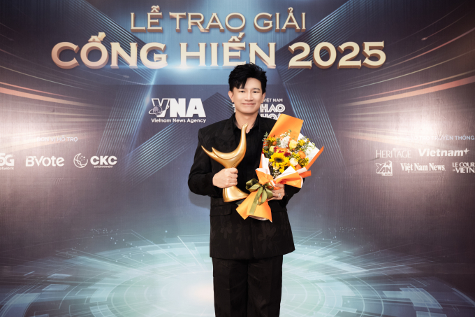 Dược Sĩ Tiến kỳ vọng làm Trẻ Concert ở Hà Nội sau khi thắng giải Cống hiến 2025