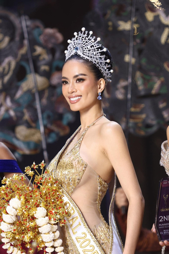 Nguyễn Đình Như Vân đăng quang Miss Global - Hoa hậu Toàn cầu 2025 tại Thái Lan