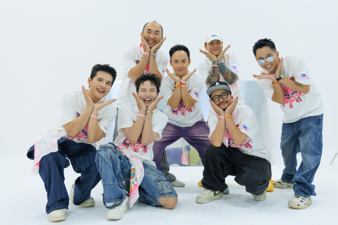 Giữ đúng lời hứa, liveshow nhóm Nhà trẻ mang đến hơn 20 ca khúc là quà thiếu nhi dành tặng fans