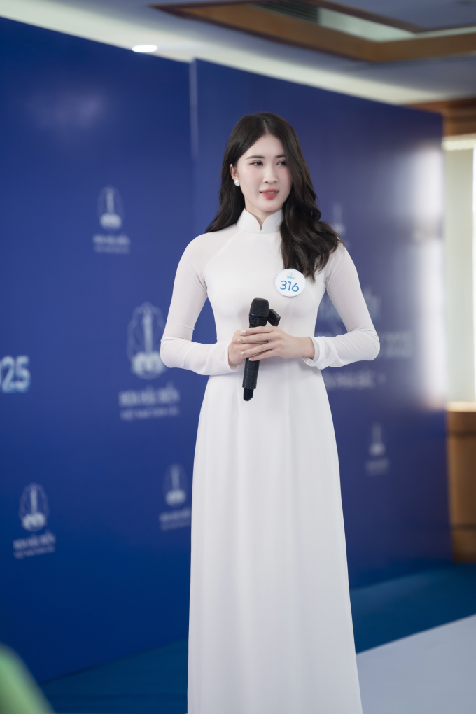 Thí sinh Hoa hậu Biển Việt Nam Toàn cầu 2025 chia sẻ về tình yêu biển đảo