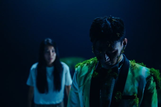 Phim Dưới đáy hồ hé lộ poster 7 nhân vật chính: Kay Trần - Thanh Duy đều có phiên bản song trùng