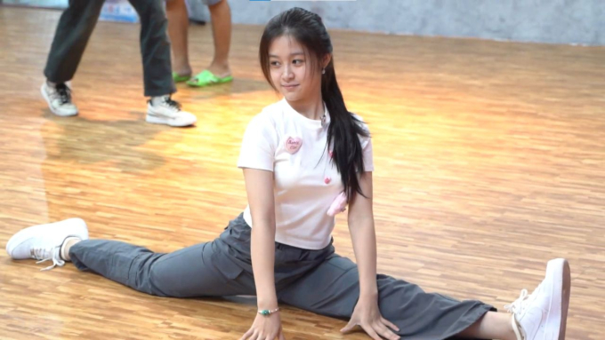 Hé lộ quá trình khổ luyện của dàn diễn viên trẻ trong Lật mặt 8 cho màn trình diễn bùng nổ cuối phim