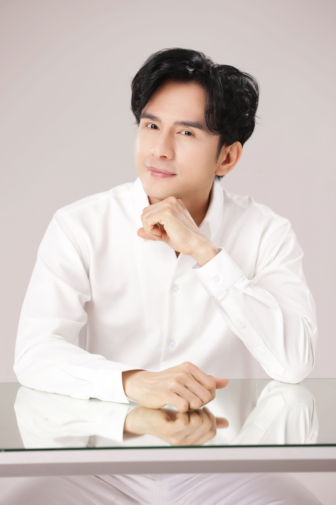 Ca sĩ Đan Trường lên tiếng chuyện ưu ái Phương Mỹ Chi ngồi ghế nóng trong show âm nhạc Sing! Asia