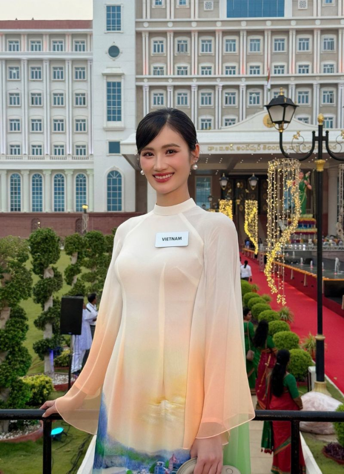 Hoa hậu Ý Nhi hát Cheri Cheri Lady khi thi tài năng, hé lộ chiếc áo dài đặc biệt tại Miss World
